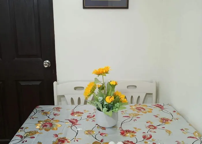 Cozy In Commonwealth Quezon Manila